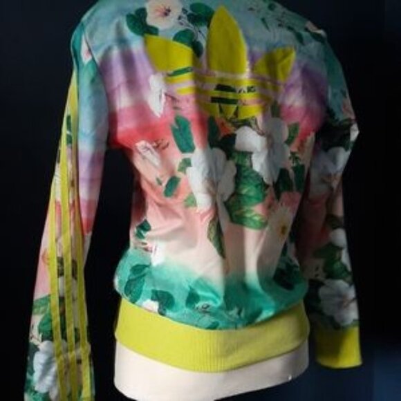adidas Tops - Adidas floral size medium zip up